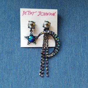 🌙🌟Betsey "Dark Magic" Mismatched Celestial Half Moon & Star Earrings - NWT🌟🌙